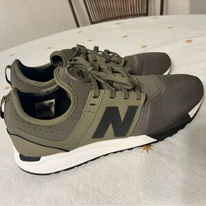 New balance mrl247